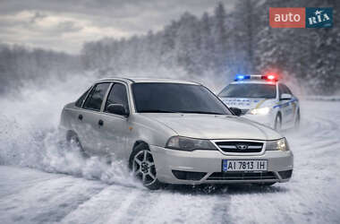 Седан Daewoo Nexia 2008 в Киеве
