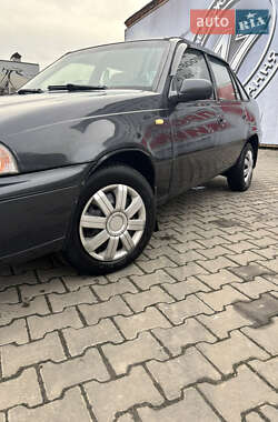 Седан Daewoo Nexia 2003 в Хмельницком