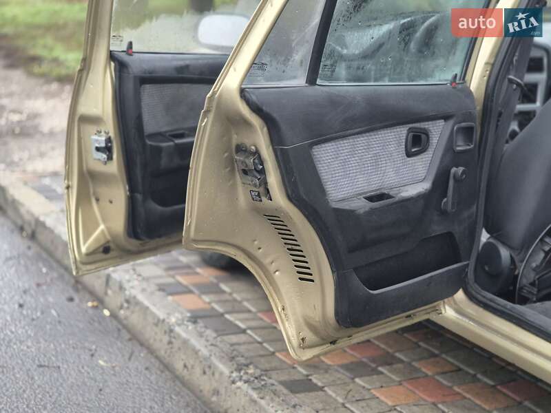 Седан Daewoo Nexia 2011 в Днепре