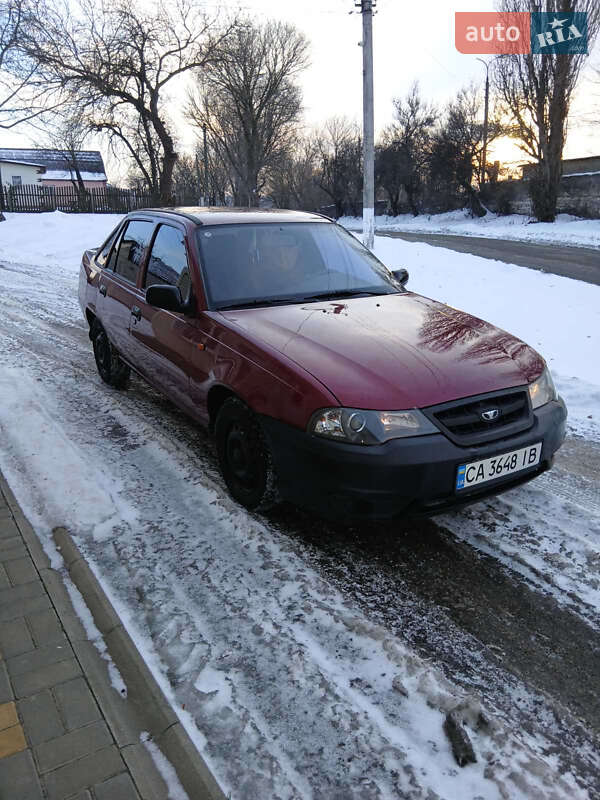 Daewoo Nexia 2011 Daewoo Nexia 2011