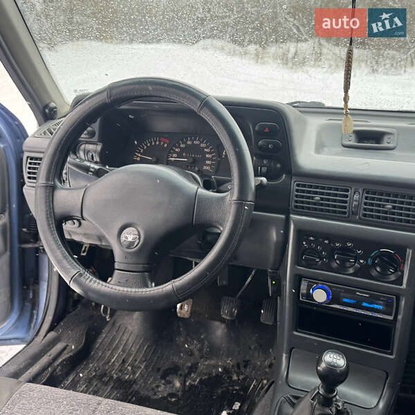 Седан Daewoo Nexia 2006 в Днепре