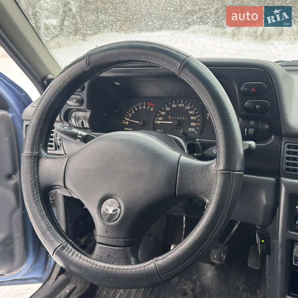 Седан Daewoo Nexia 2006 в Днепре