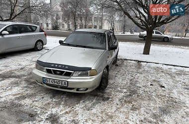 Седан Daewoo Nexia 2008 в Полтаві