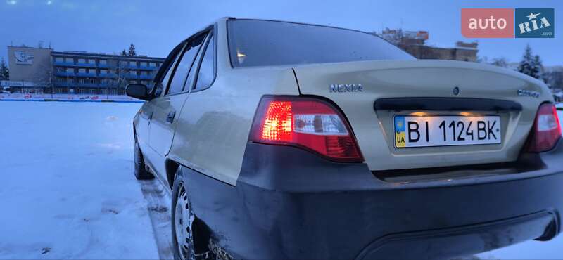 Седан Daewoo Nexia 2011 в Кременчуге