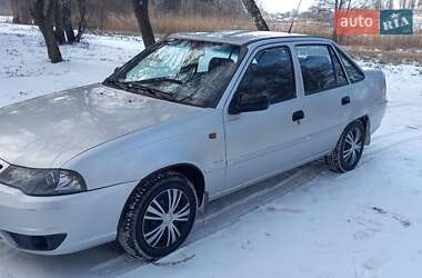Седан Daewoo Nexia 2011 в Зенькове