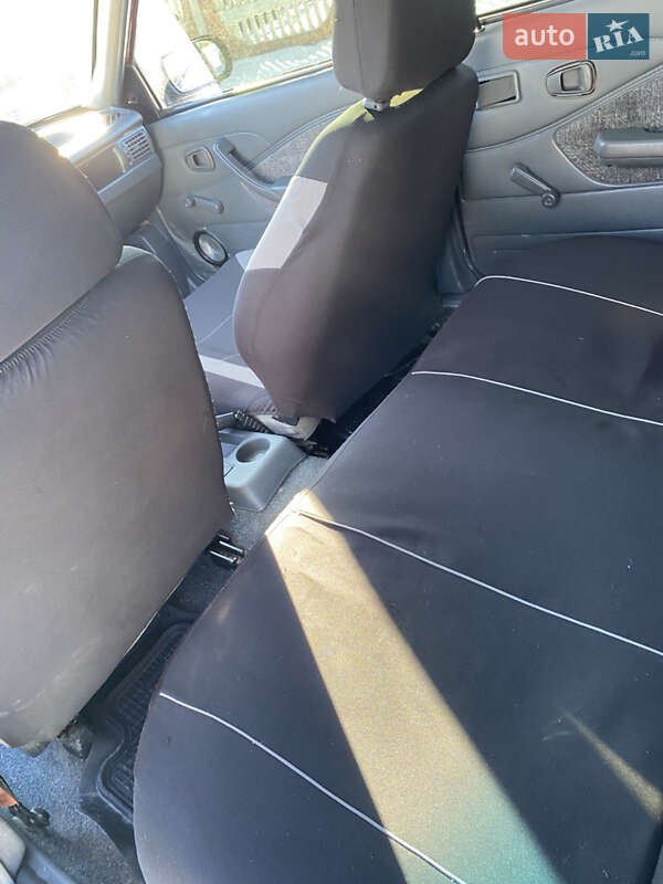 Седан Daewoo Nexia 2007 в Рівному