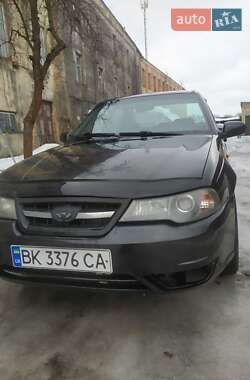 Седан Daewoo Nexia 2008 в Корце