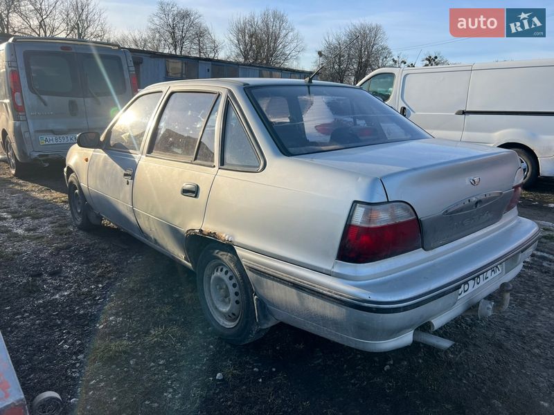 Седан Daewoo Nexia 2005 в Ярмолинцах