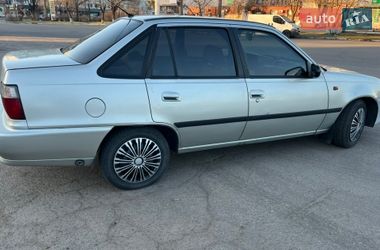 Седан Daewoo Nexia 2008 в Миколаєві