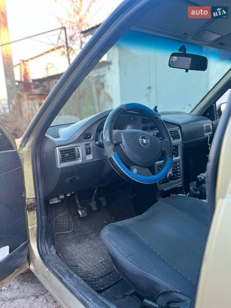 Седан Daewoo Nexia 2008 в Николаеве