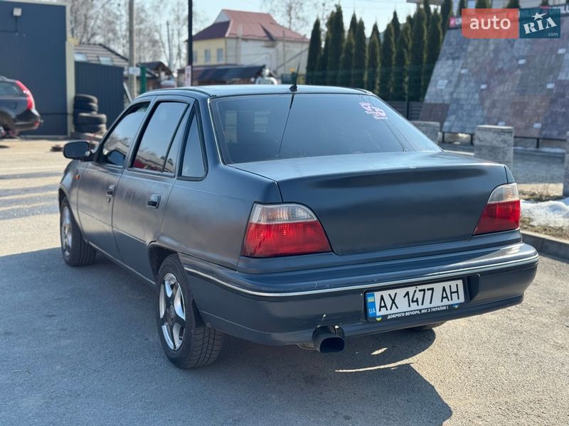 Седан Daewoo Nexia 2006 в Ровно