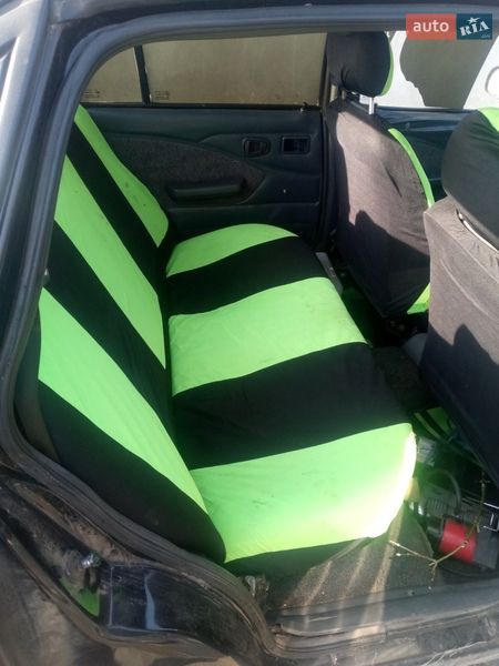 Седан Daewoo Nexia 2008 в Золочеві