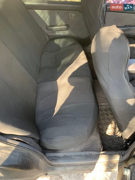 Седан Daewoo Nexia 1998 в Каменском