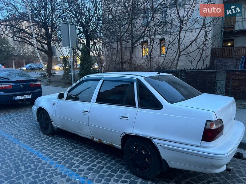 Седан Daewoo Nexia 2007 в Львове