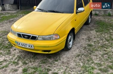 Седан Daewoo Nexia 2007 в Волочиську