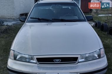 Седан Daewoo Nexia 1995 в Нововолинську