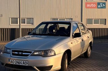 Седан Daewoo Nexia 2008 в Мукачевому