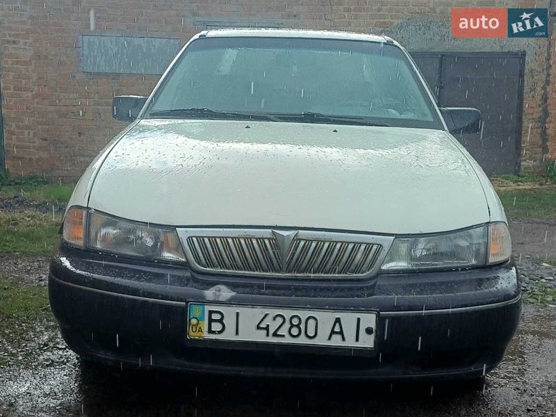 Седан Daewoo Nexia 1997 в Полтаві