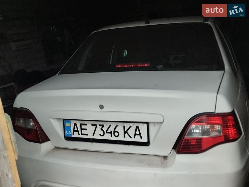Седан Daewoo Nexia 2011 в Павлограде