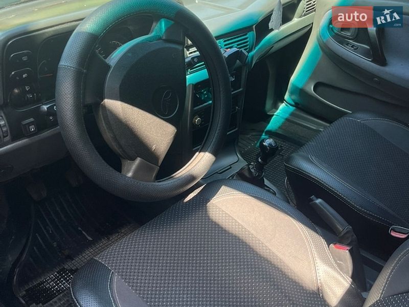 Седан Daewoo Nexia 2007 в Лозовой