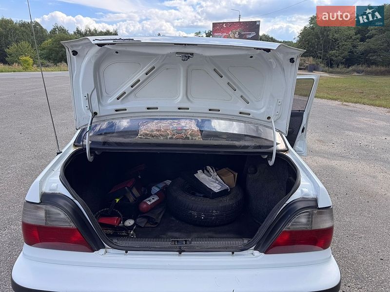 Седан Daewoo Nexia 1997 в Репках