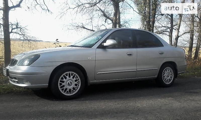 Седан Daewoo Nubira 2003 в Чемерівцях