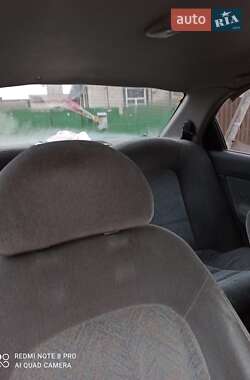 Седан Daewoo Nubira 1998 в 