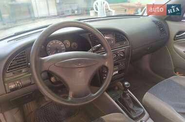 Седан Daewoo Nubira 2001 в Сумах