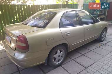 Седан Daewoo Nubira 2001 в Сумах