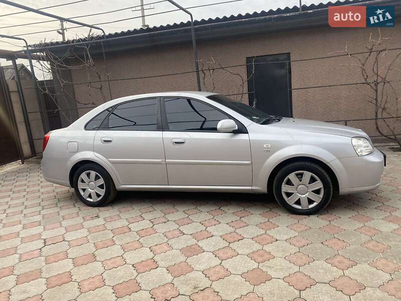 Седан Daewoo Nubira 2004 в Запоріжжі