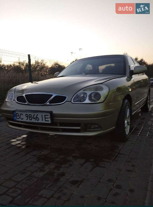 Седан Daewoo Nubira 2002 в Дрогобыче