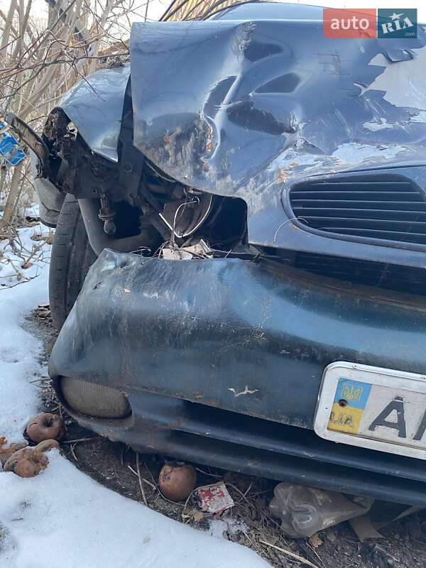 Седан Daewoo Nubira 1998 в Константиновке