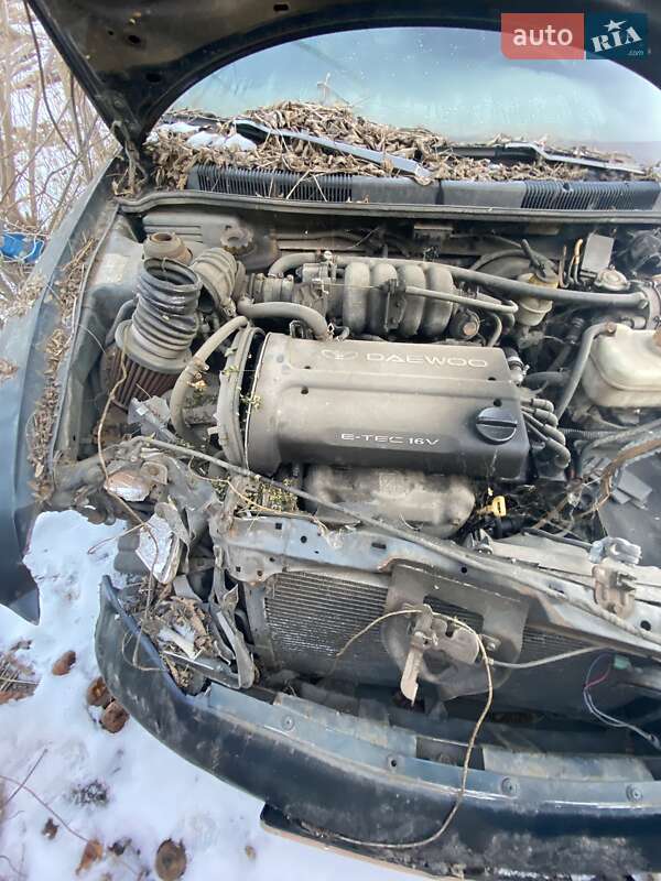 Седан Daewoo Nubira 1998 в Константиновке