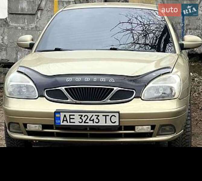 Седан Daewoo Nubira 2001 в Марганце