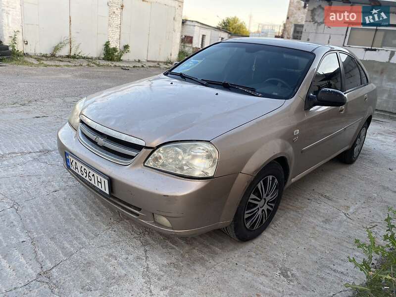 Седан Daewoo Nubira 2005 в Киеве