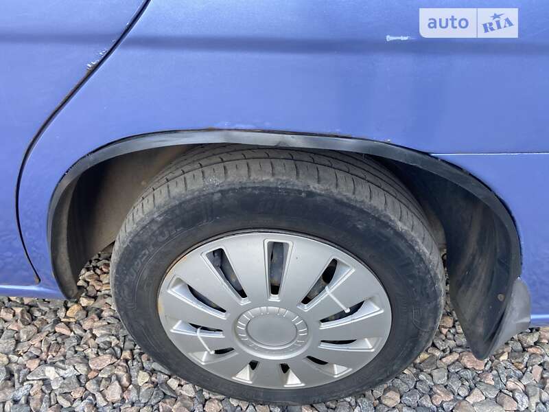 Седан Daewoo Nubira 2003 в Кривом Роге