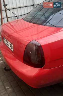 Седан Daewoo Nubira 1998 в Одессе