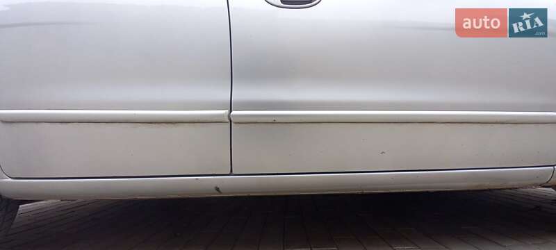Седан Daewoo Nubira 2003 в Херсоне