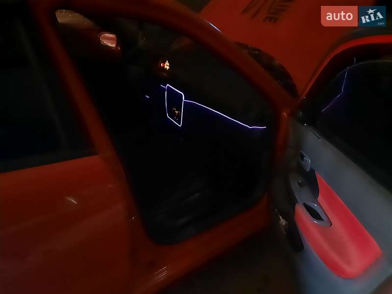 Хэтчбек Daewoo Nubira 1998 в Покрове