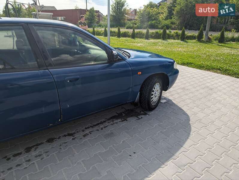 Седан Daewoo Nubira 2000 в Пустомытах