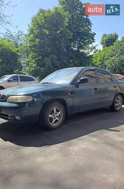 Седан Daewoo Nubira 1998 в 