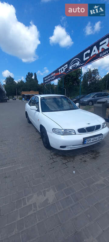 Седан Daewoo Nubira 1998 в Сумах