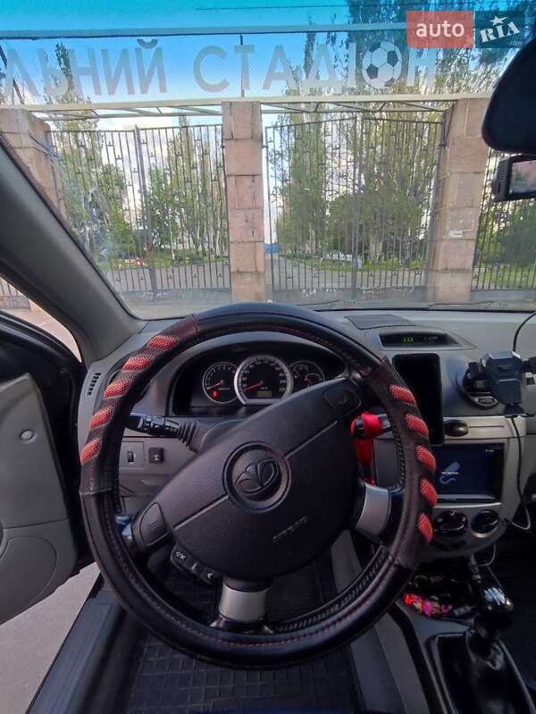 Універсал Daewoo Nubira 2004 в Миколаєві