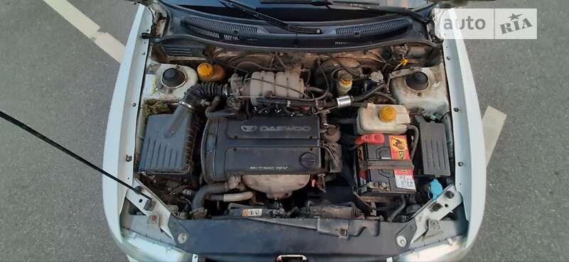 Седан Daewoo Nubira 1998 в Харькове