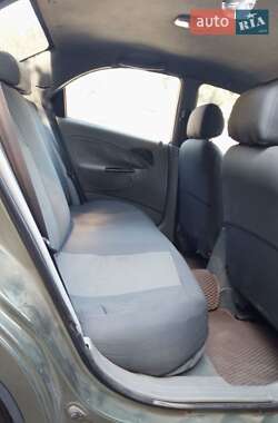 Седан Daewoo Nubira 2003 в 