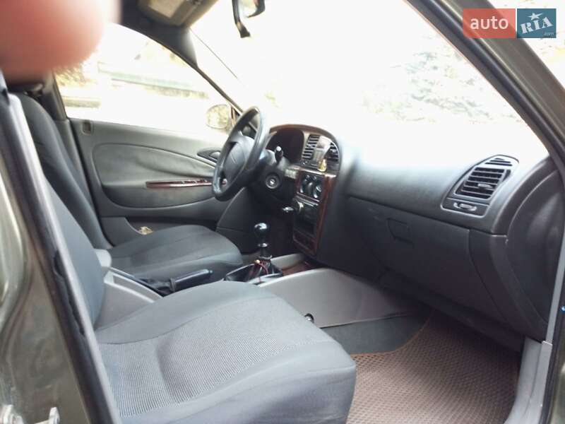 Седан Daewoo Nubira 2003 в Харькове