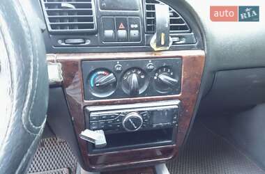 Седан Daewoo Nubira 2003 в 