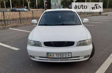 Седан Daewoo Nubira 1998 в Харкові