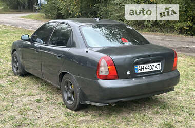 Седан Daewoo Nubira 1998 в Дніпрі