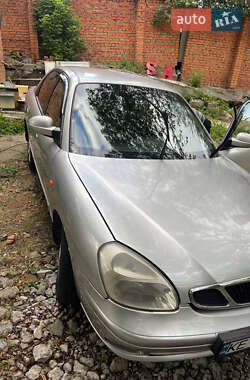 Седан Daewoo Nubira 2003 в 